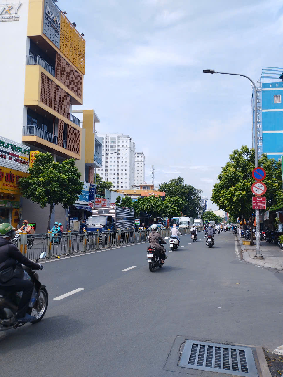 Ngộp Nguyễn Sơn - HXH 4x20m -  3 tầng BTCT - Dòng tiền tốt - Ảnh chính